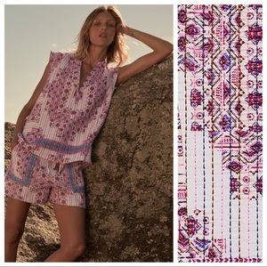 NWT. Zara Cream/Pink Printed Quilted Vest with V-neckline. Size S.